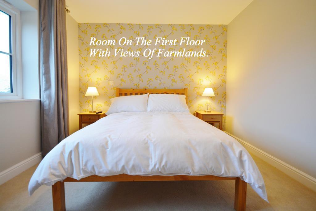 Coombe Cottage Sutton Green Екстериор снимка