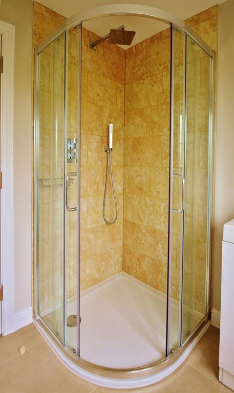 Coombe Cottage Sutton Green Екстериор снимка